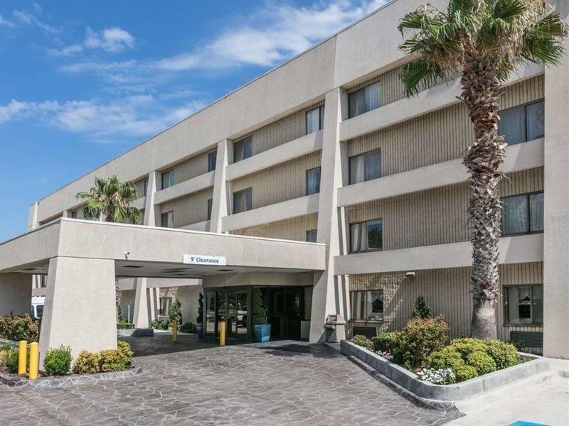 Baymont By Wyndham Arlington At Six Flags Dr Hotel Kültér fotó