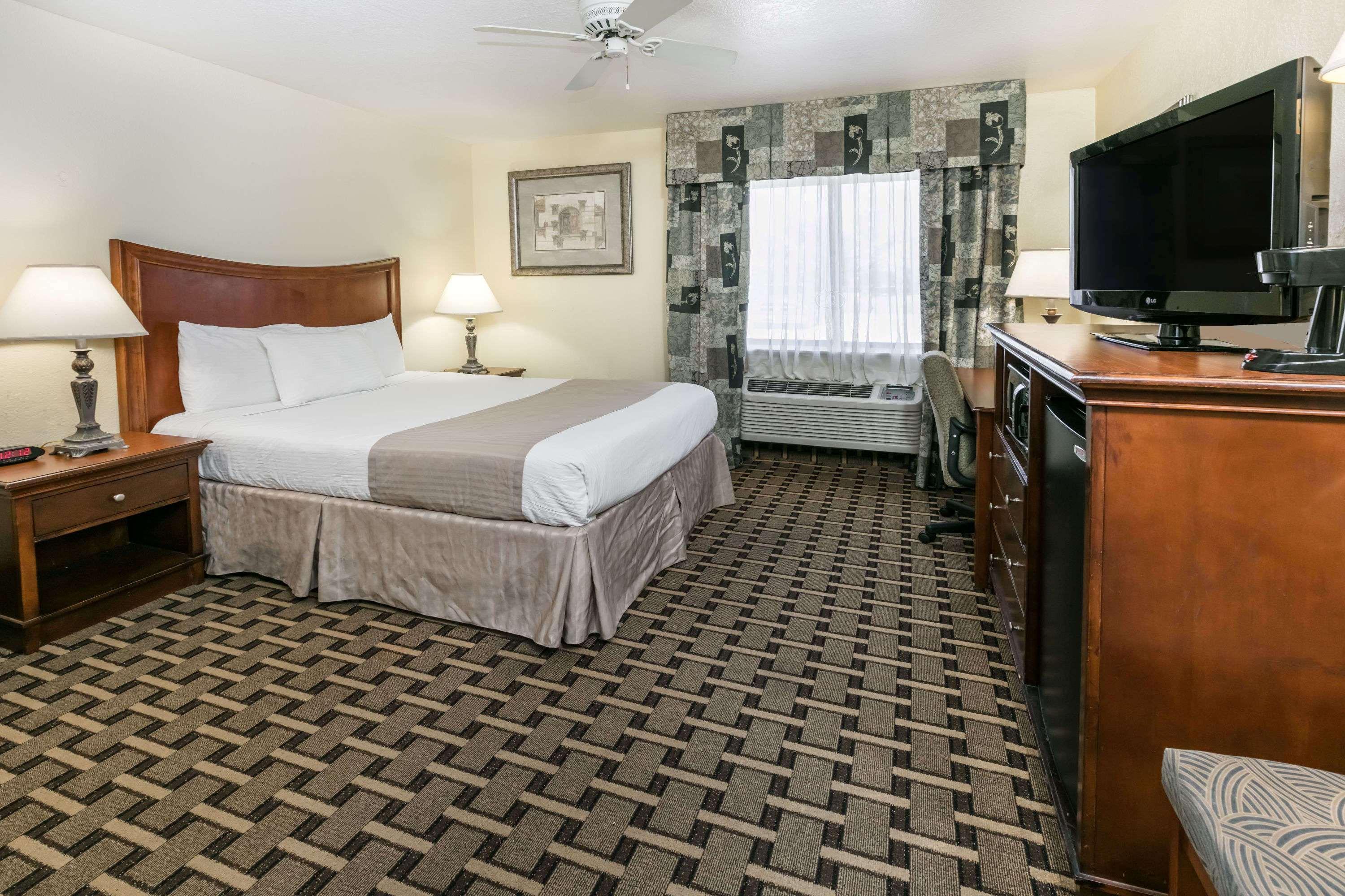 Baymont By Wyndham Arlington At Six Flags Dr Hotel Kültér fotó