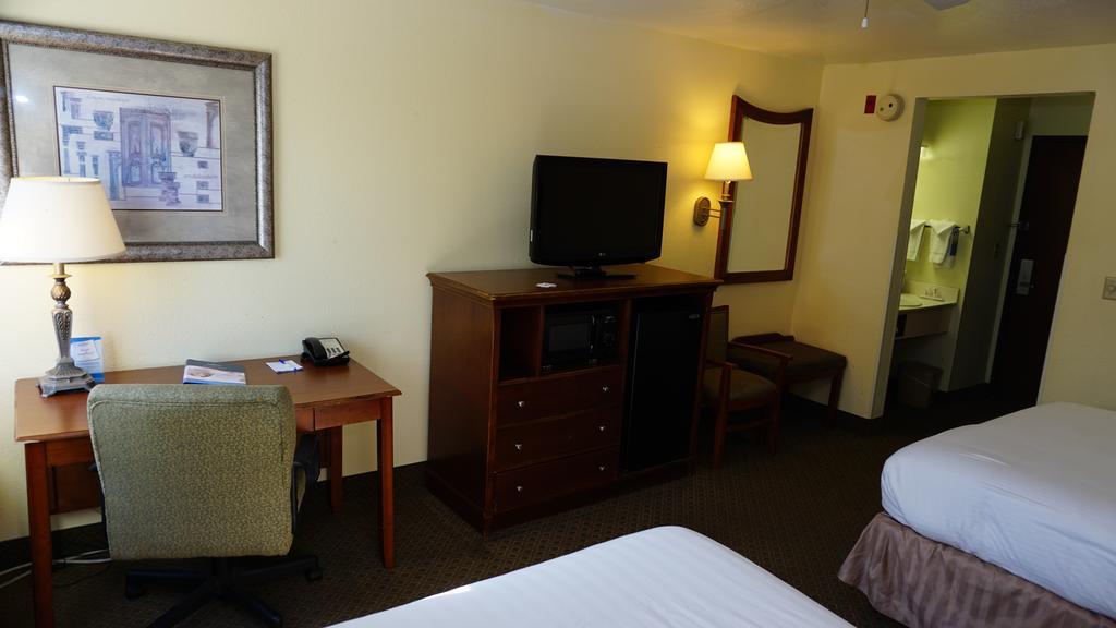 Baymont By Wyndham Arlington At Six Flags Dr Hotel Kültér fotó