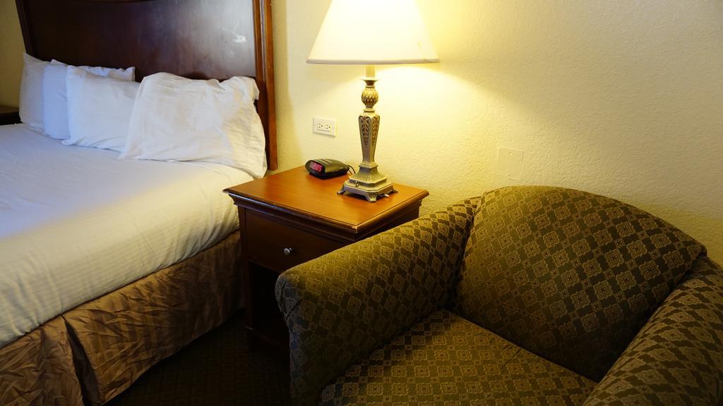 Baymont By Wyndham Arlington At Six Flags Dr Hotel Kültér fotó