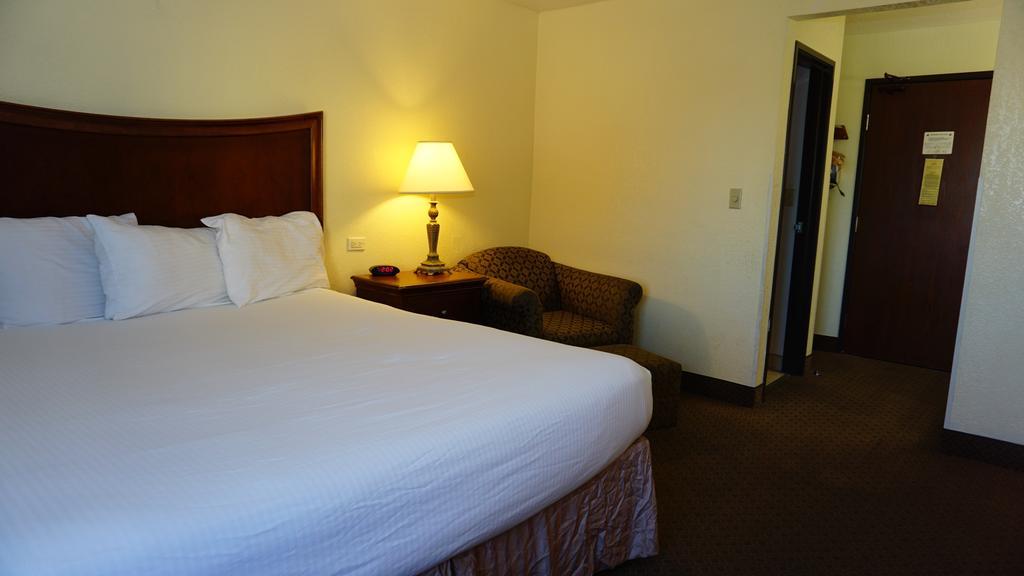 Baymont By Wyndham Arlington At Six Flags Dr Hotel Kültér fotó
